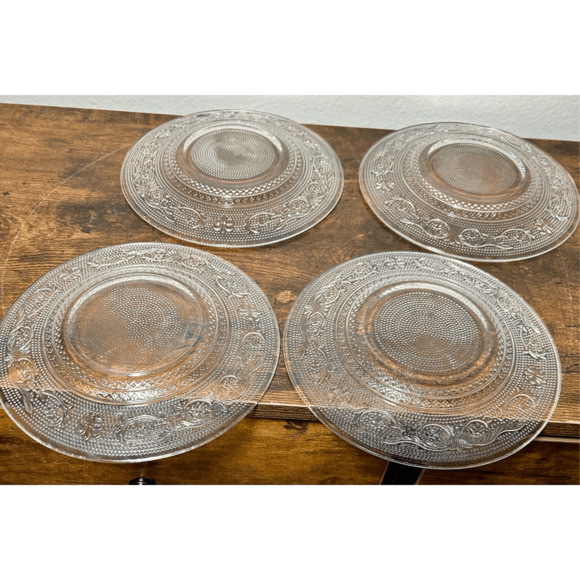 KIG Malaysia Pressed Glass Clear 10" Dinner Plate Fleur de Lis-TRELLIS -Set of 4 - Picture 9 of 12